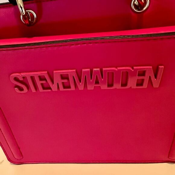 STEVE MADDEN Bevelyn Crossbody Satchel Raspberry - Picture 6 of 14